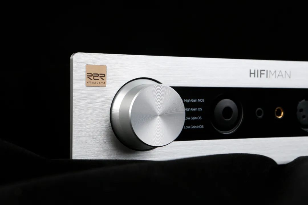 明(míng)月(yuè)驚鵲，清風(fēng)鳴蟬｜HIFIMAN EF400耳放(fàng)一(yī)體(tǐ)機(jī)的(de)平衡之道(dào)